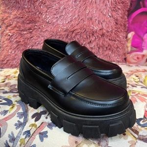 ❌SOLD❌ Chunky Loafers
